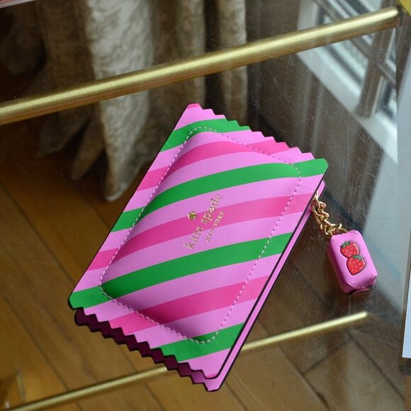 Kate Spade KK213 Bubble Gum 3D Small Card Holder - Picture 6 of 8
